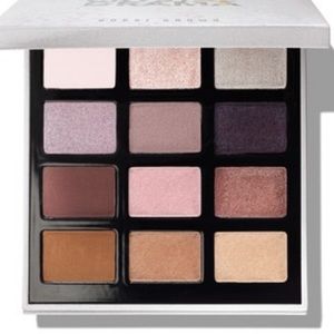 NEW!! Bobbi Brown Crystal Drama Eyeshadow Palette